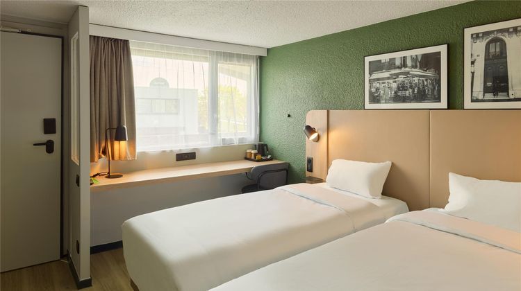 Campanile St Germain en Laye Room