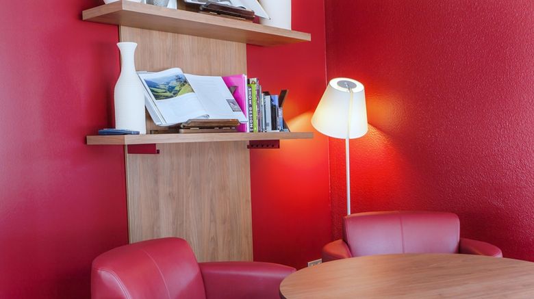 <b>Campanile Saint Malo Restaurant</b>. Images powered by <a href="https://iceportal.shijigroup.com/" title="IcePortal" target="_blank">IcePortal</a>.