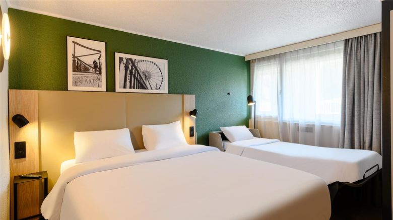 <b>Campanile Saint Malo Room</b>. Images powered by <a href="https://iceportal.shijigroup.com/" title="IcePortal" target="_blank">IcePortal</a>.
