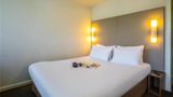 Hotel Campanile Saint Quentin Room