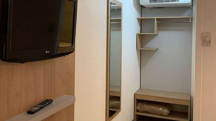 Kyriad Sedan Room