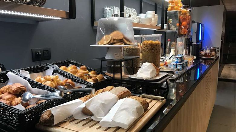 <b>Campanile Montpellier West Sete Balaruc Restaurant</b>. Images powered by <a href="https://iceportal.shijigroup.com/" title="IcePortal" target="_blank">IcePortal</a>.