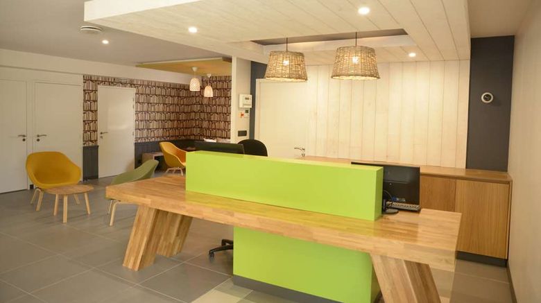 <b>Campanile Montpellier West Sete Balaruc Lobby</b>. Images powered by <a href="https://iceportal.shijigroup.com/" title="IcePortal" target="_blank">IcePortal</a>.