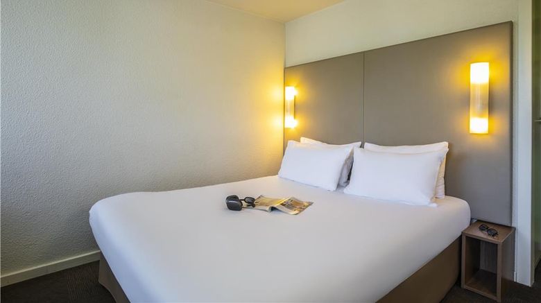<b>Campanile Strasbourg-Lingolsheim Room</b>. Images powered by <a href="https://iceportal.shijigroup.com/" title="IcePortal" target="_blank">IcePortal</a>.