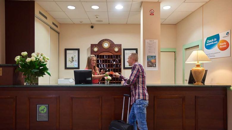 <b>Hotel Campanile Szczecin Lobby</b>. Images powered by <a href="https://iceportal.shijigroup.com/" title="IcePortal" target="_blank">IcePortal</a>.
