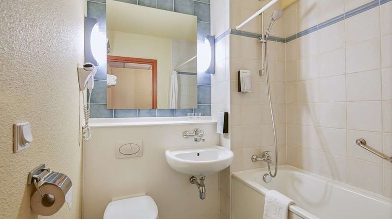 <b>Hotel Campanile Szczecin Room</b>. Images powered by <a href="https://iceportal.shijigroup.com/" title="IcePortal" target="_blank">IcePortal</a>.