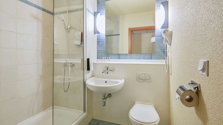 <b>Hotel Campanile Szczecin Room</b>. Images powered by <a href="https://iceportal.shijigroup.com/" title="IcePortal" target="_blank">IcePortal</a>.
