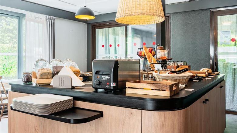 <b>Campanile Thionville Yutz Restaurant</b>. Images powered by <a href="https://iceportal.shijigroup.com/" title="IcePortal" target="_blank">IcePortal</a>.
