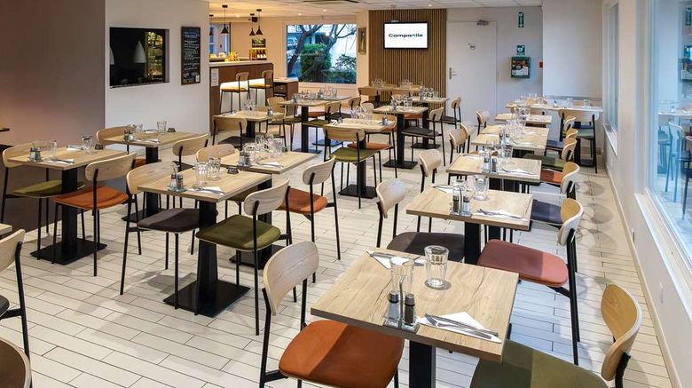<b>Campanile Toulouse-Blagnac Airport Restaurant</b>. Images powered by <a href="https://iceportal.shijigroup.com/" title="IcePortal" target="_blank">IcePortal</a>.