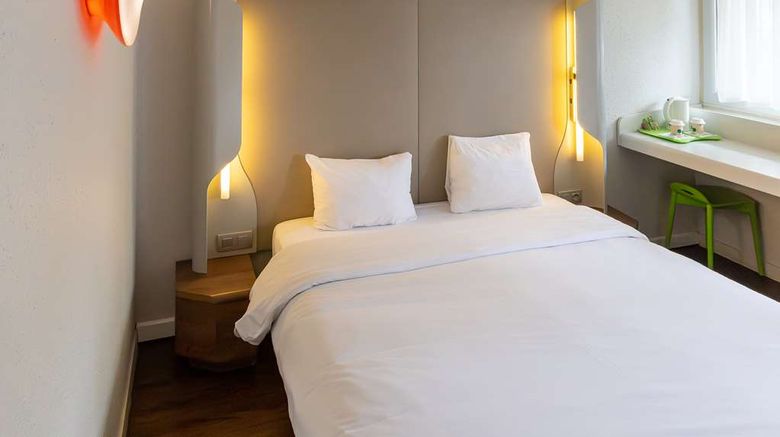 <b>Campanile Toulouse-Blagnac Airport Room</b>. Images powered by <a href="https://iceportal.shijigroup.com/" title="IcePortal" target="_blank">IcePortal</a>.