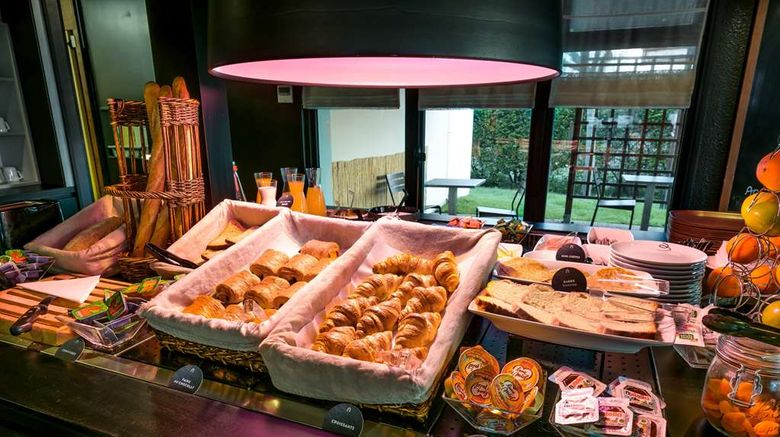 <b>Campanile Hotel Restaurant</b>. Images powered by <a href="https://iceportal.shijigroup.com/" title="IcePortal" target="_blank">IcePortal</a>.