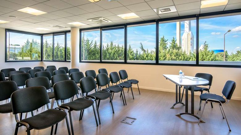 <b>Campanile Toulouse Sud-Est Meeting</b>. Images powered by <a href="https://iceportal.shijigroup.com/" title="IcePortal" target="_blank">IcePortal</a>.