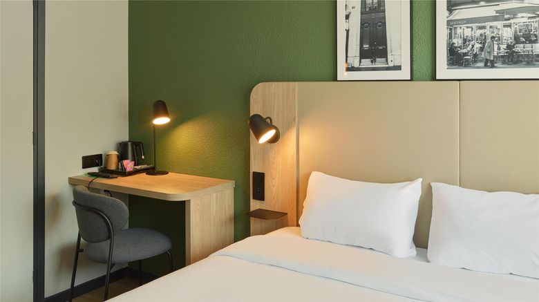 <b>Campanile Hotel Tours South Room</b>. Images powered by <a href="https://iceportal.shijigroup.com/" title="IcePortal" target="_blank">IcePortal</a>.