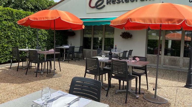 <b>Campanile Valence South Restaurant</b>. Images powered by <a href="https://iceportal.shijigroup.com/" title="IcePortal" target="_blank">IcePortal</a>.