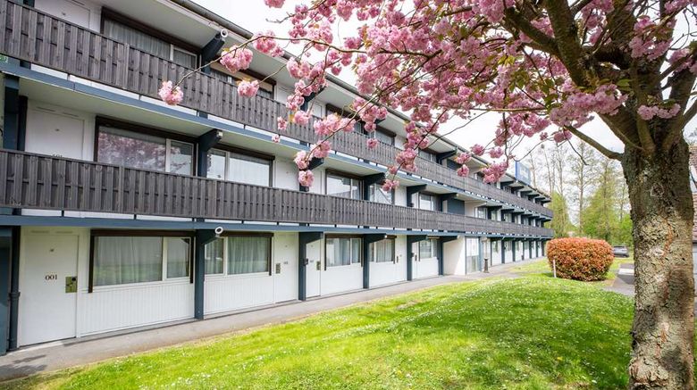 <b>Hotel Kyriad Valenciennes Sud Exterior</b>. Images powered by <a href="https://iceportal.shijigroup.com/" title="IcePortal" target="_blank">IcePortal</a>.