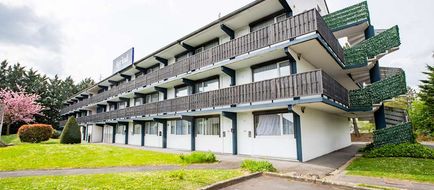 Hotel Kyriad Valenciennes Sud Exterior