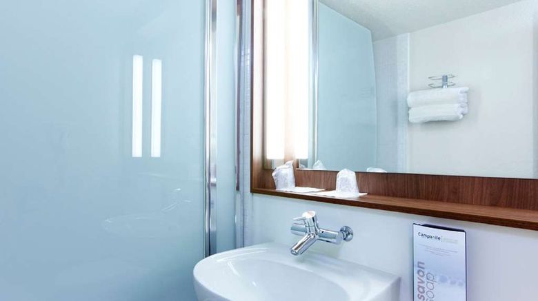 <b>Hotel Campanile Versailles-Buc Room</b>. Images powered by <a href="https://iceportal.shijigroup.com/" title="IcePortal" target="_blank">IcePortal</a>.