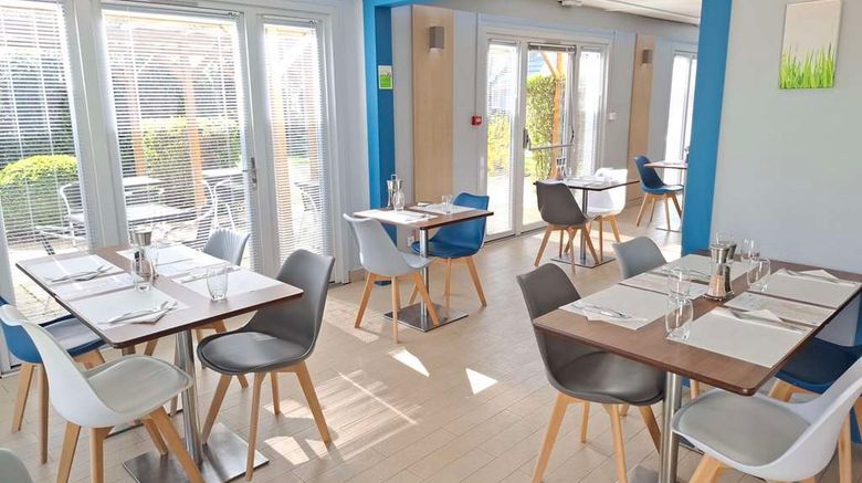 <b>Hotel Campanile Versailles-Buc Restaurant</b>. Images powered by <a href="https://iceportal.shijigroup.com/" title="IcePortal" target="_blank">IcePortal</a>.