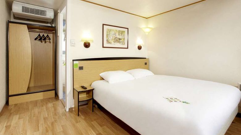 <b>CAMPANILE VILLEFRANCHE SUR SAONE Room</b>. Images powered by <a href="https://iceportal.shijigroup.com/" title="IcePortal" target="_blank">IcePortal</a>.