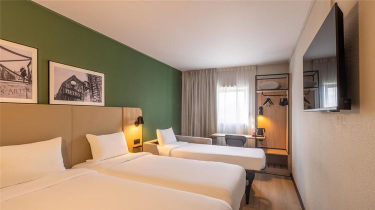 Campanile Paris Sud Room