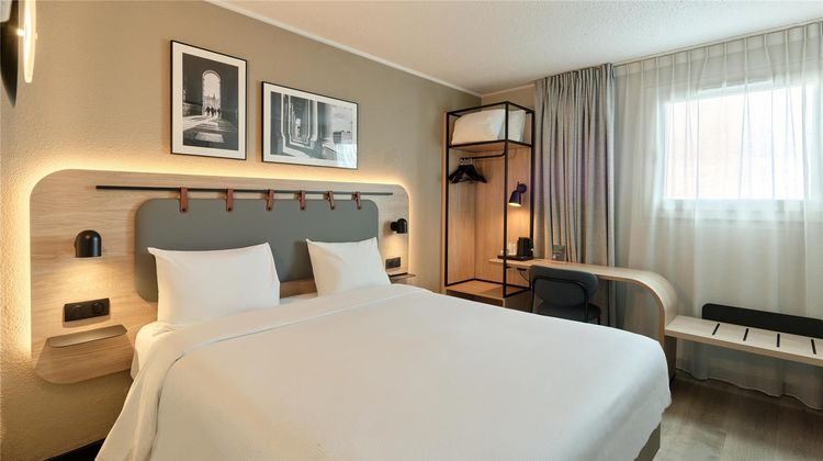 Campanile Paris Sud Room