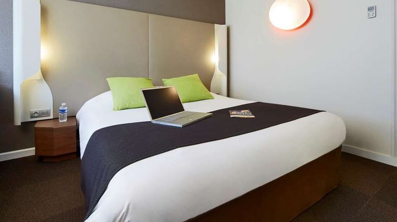 <b>Campanile VillejustZA Courtaboeuf Room</b>. Images powered by <a href="https://iceportal.shijigroup.com/" title="IcePortal" target="_blank">IcePortal</a>.