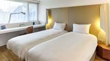 Campanile Villennes Sur Seine Orgeval Room