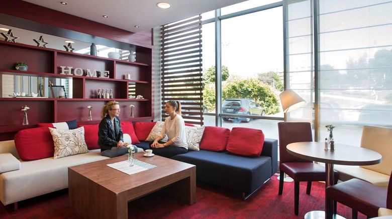 <b>Campanile Hotel Wroclaw Lobby</b>. Images powered by <a href="https://iceportal.shijigroup.com/" title="IcePortal" target="_blank">IcePortal</a>.