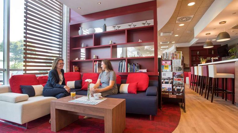 <b>Campanile Hotel Wroclaw Lobby</b>. Images powered by <a href="https://iceportal.shijigroup.com/" title="IcePortal" target="_blank">IcePortal</a>.