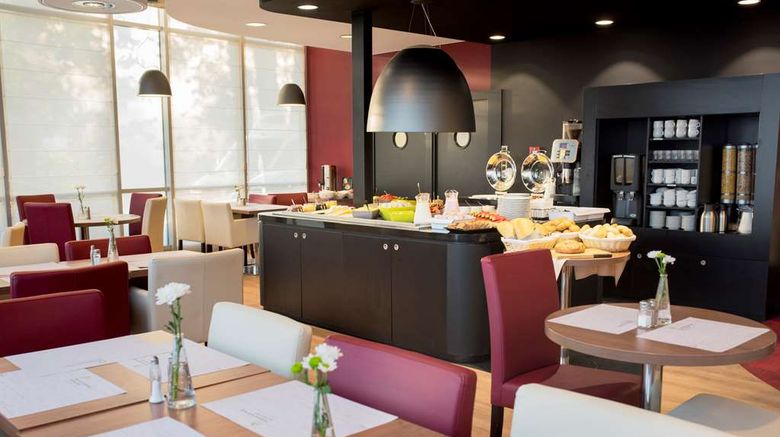 <b>Campanile Hotel Wroclaw Restaurant</b>. Images powered by <a href="https://iceportal.shijigroup.com/" title="IcePortal" target="_blank">IcePortal</a>.