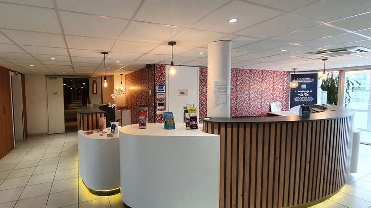 Kyriad Aix Les Milles - Plan de Campagne Lobby