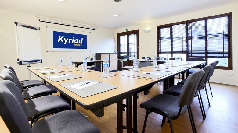 <b>Kyriad Angers Sud-Les Ponts de Ce Meeting</b>. Images powered by <a href="https://iceportal.shijigroup.com/" title="IcePortal" target="_blank">IcePortal</a>.