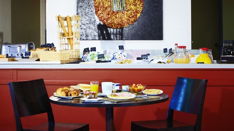 <b>Kyriad Angers Sud-Les Ponts de Ce Restaurant</b>. Images powered by <a href="https://iceportal.shijigroup.com/" title="IcePortal" target="_blank">IcePortal</a>.