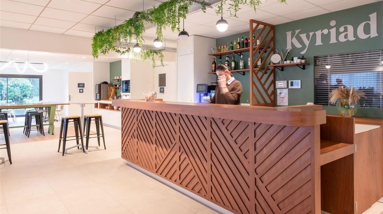 <b>Hotel Kyriad Lobby</b>. Images powered by <a href="https://iceportal.shijigroup.com/" title="IcePortal" target="_blank">IcePortal</a>.