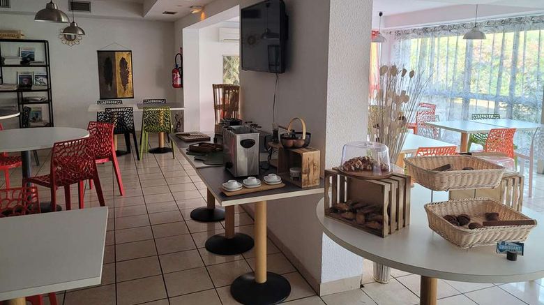 <b>Kyriad Arles Restaurant</b>. Images powered by <a href="https://iceportal.shijigroup.com/" title="IcePortal" target="_blank">IcePortal</a>.