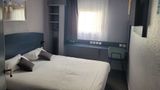 Kyriad Arles Room