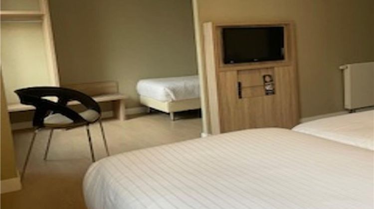 Kyriad Auray Room