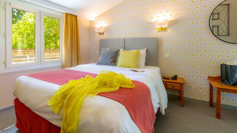 <b>Hotel Kyriad Avignon Centre Room</b>. Images powered by <a href="https://iceportal.shijigroup.com/" title="IcePortal" target="_blank">IcePortal</a>.