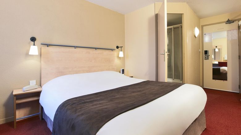 <b>Hotel Kyriad Beauvais South Room</b>. Images powered by <a href="https://iceportal.shijigroup.com/" title="IcePortal" target="_blank">IcePortal</a>.