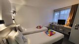 Kyriad Bellegarde Geneve Room