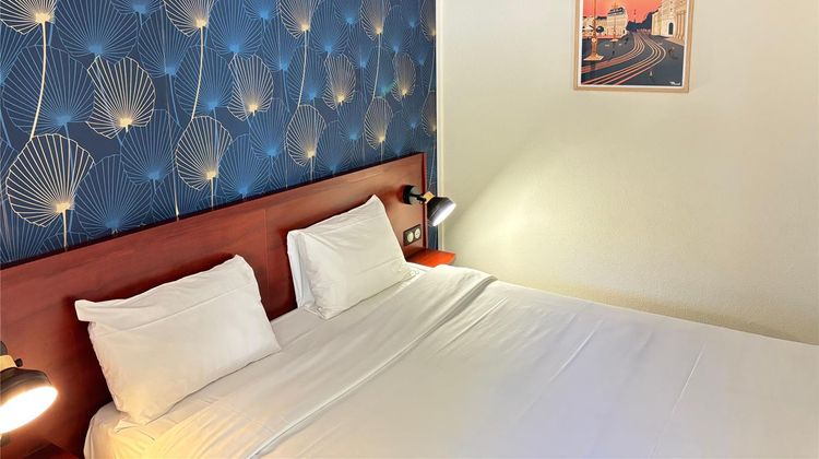 Kyriad Bordeaux Lormont Room