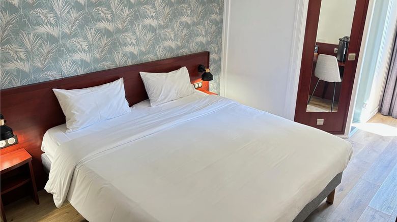 <b>Kyriad Bordeaux Lormont Room</b>. Images powered by <a href="https://iceportal.shijigroup.com/" title="IcePortal" target="_blank">IcePortal</a>.