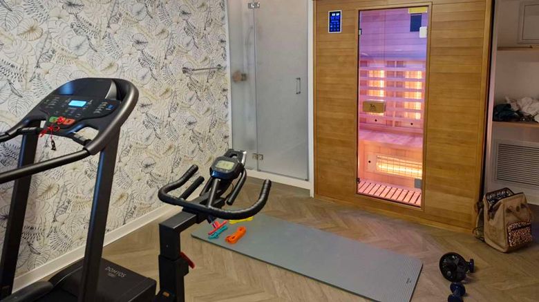 <b>Kyriad Hotel Carcassonne Ouest Health</b>. Images powered by <a href="https://iceportal.shijigroup.com/" title="IcePortal" target="_blank">IcePortal</a>.