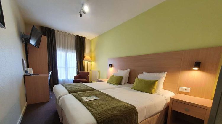 Hotel Kyriad Charlon Sur Saone Room