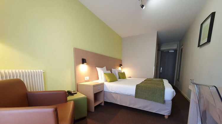 Hotel Kyriad Charlon Sur Saone Room