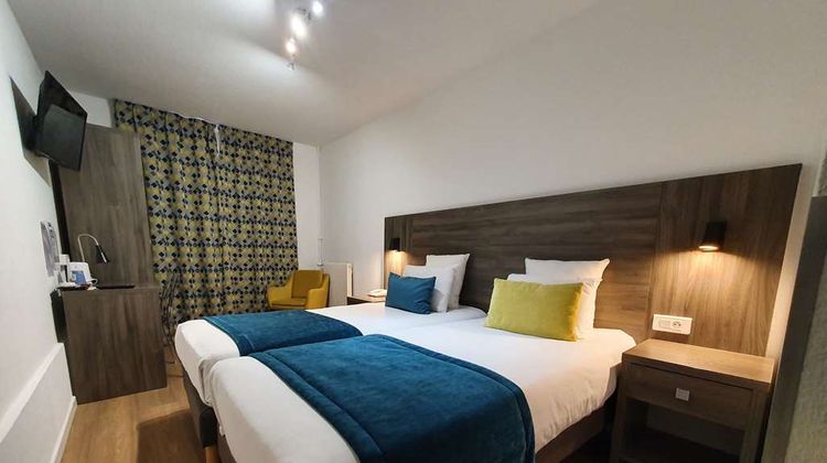 Hotel Kyriad Charlon Sur Saone Room