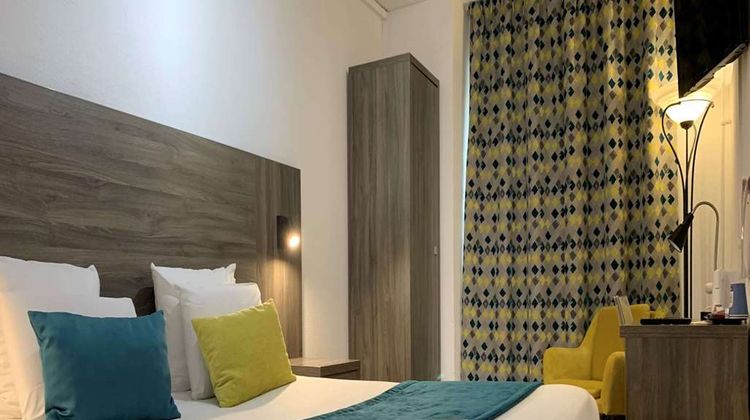 Hotel Kyriad Charlon Sur Saone Room