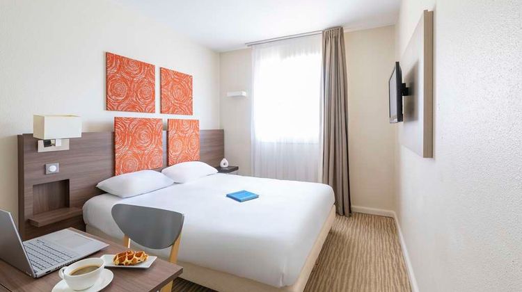 Kyriad Chambery Center Curial Room