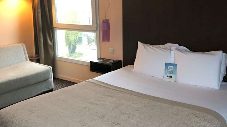 <b>Kyriad Charleville Mezieres Room</b>. Images powered by <a href="https://iceportal.shijigroup.com/" title="IcePortal" target="_blank">IcePortal</a>.