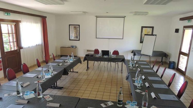 Hotel Kyriad Chateauroux Meeting
